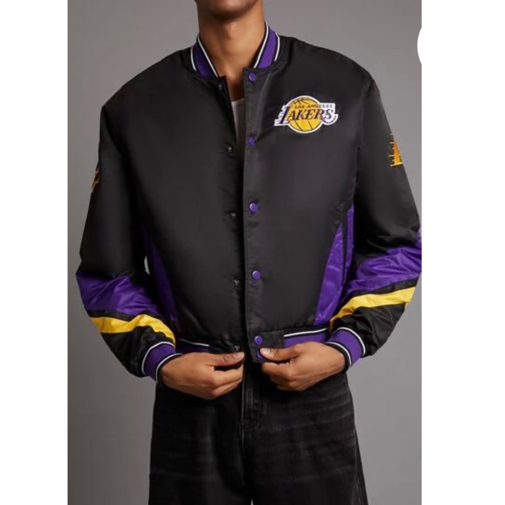 Mens NBA Los Angeles Lakers Bomber Jacket - Picture 4 of 9